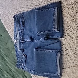 Women's Levi Denizen Modern Crop size 18